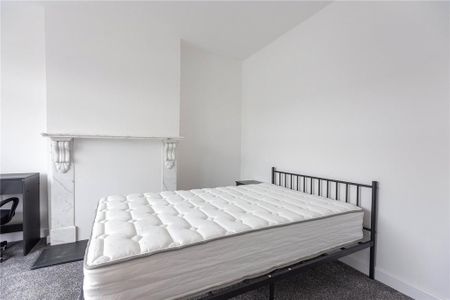 6 bedroom bungalow to rent - Photo 3