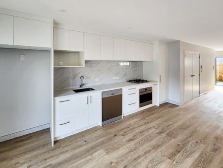 Waterloo Living - Photo 4