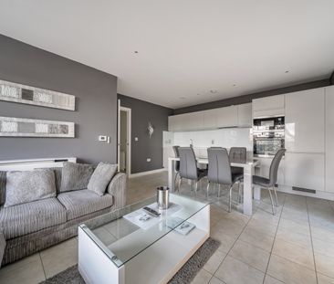 Flat to rent - 58 Lomond Grove, London, SE5 - Photo 4