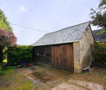 4 bedroom detached house to rent - Photo 2