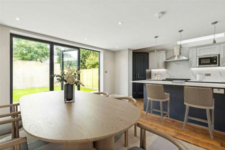 Udney Park Road, Teddington, TW11 - Photo 2
