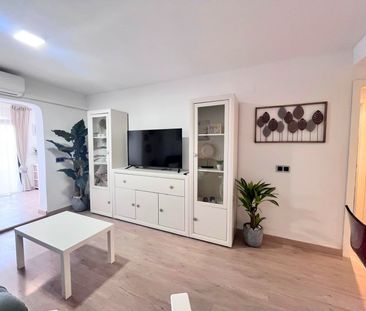 Ground floor apartment, air conditioning, swimming pool. - Photo 3