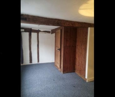3 bedroom flat to rent - Photo 3