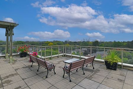 For Lease - 935 Royal York Road Unit# 205, Toronto, Ontario - Photo 3