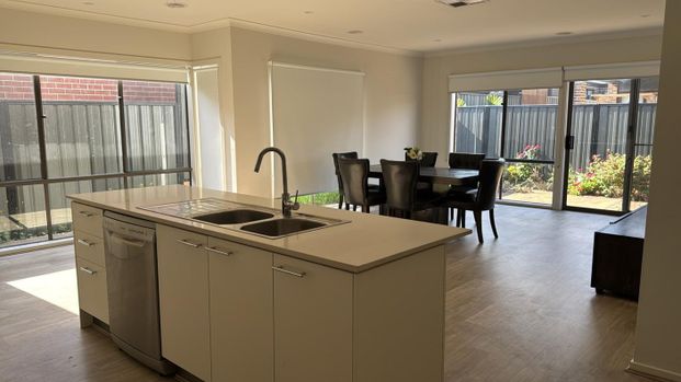 Semi Furnished House available for Rent! - Photo 1