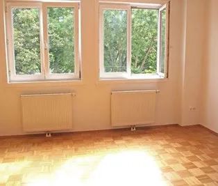 2-Zimmer-Wohnung mit Loggia, Abstellraum und Blick auf den Park! - Foto 3