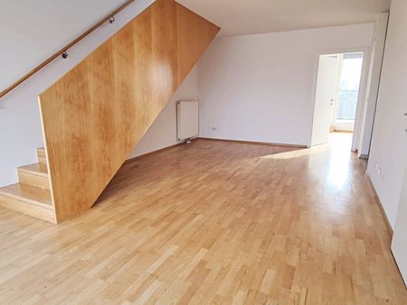 DACHGESCHOSS, INNSTRASSE, 101 m2 Maisonette mit Freiflächen, Wohnküche, 3 Zimmer, Wannenbad, Parketten, Fernblick - Photo 2