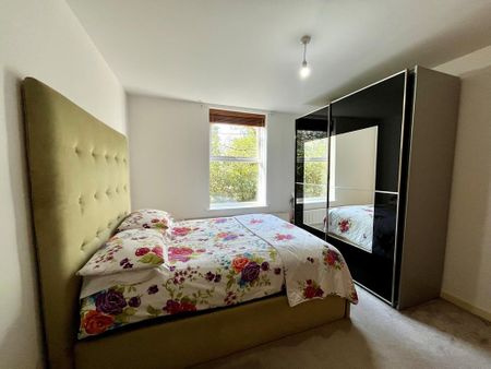 2 bedroom apartment to rent - Photo 4