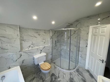 2 bedroom terraced house to rent - Photo 4