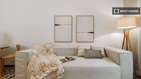 1 room luxury Apartment for rent in Barcelona, Spain - Photo 5