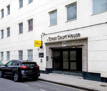 Standard Double Non Ensuite: Two Bed Flat - Photo 5