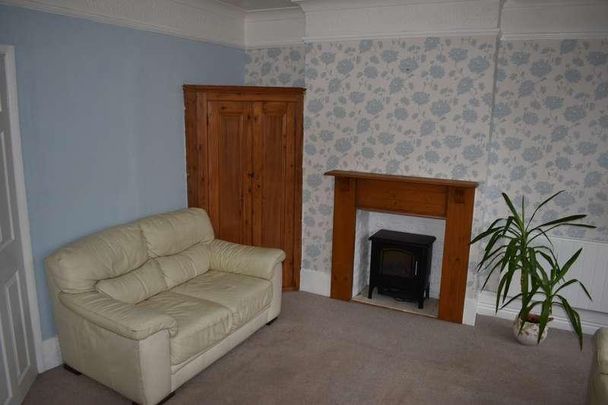 Beach Avenue, Birchington, CT7 - Photo 1