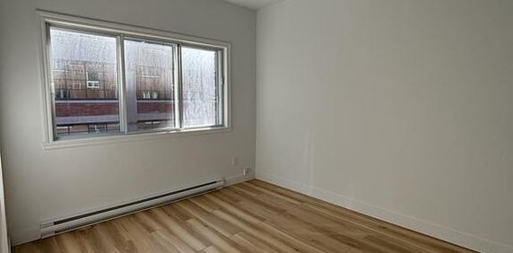 Apt Renové - Photo 2