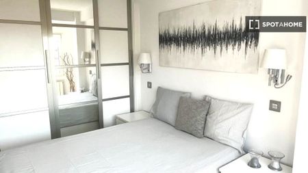 4 room luxury Flat for rent in Madrid, Spain - Photo 3