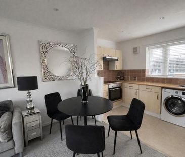 Albion Place, Campbell Park, MK9 - Photo 2