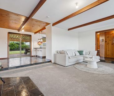 Convenient Well-Maintained Family Home - Photo 2