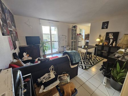 Location Appartement 2 pièces 40m² COGNAC 16100 - Photo 2