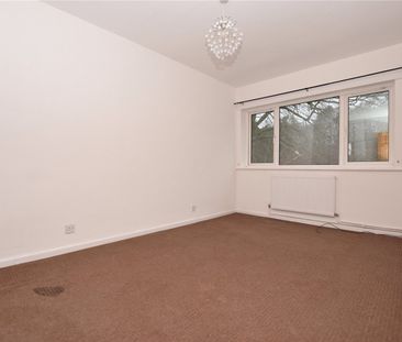 12, Sandhill Court, Leeds, West Yorkshire, LS17 6AH - Photo 4