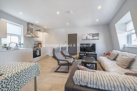 Rialto Road, Mitcham, CR4 - Photo 2