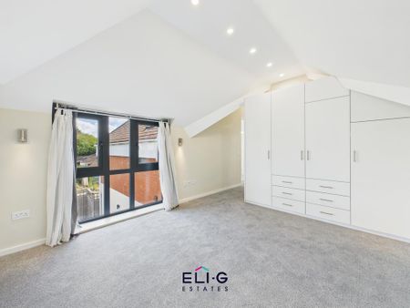 3 bedroom detached house to rent - Photo 2