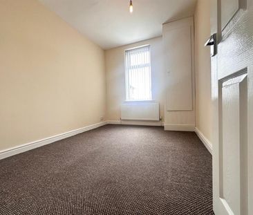 3 bed terraced house to rent in Dorset Street, Burnley, BB12 - Photo 1