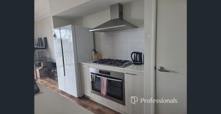 Location & Lifestyle in One - Fully Furnished! - Photo 5