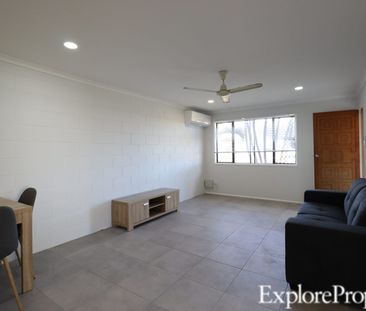 Partially Furnished in Paget!! - Photo 2