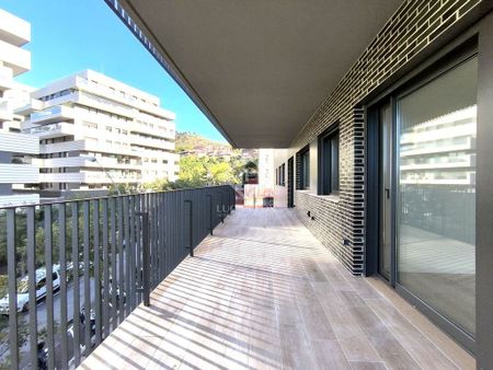 3 bedroom luxury Flat for rent in Esplugues de Llobregat, Catalonia - Photo 3