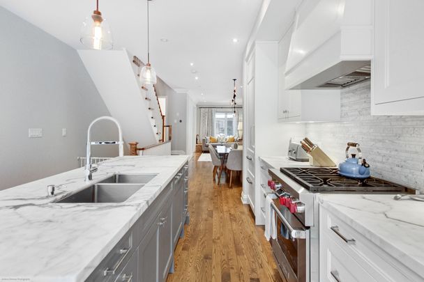 For Lease - 64 West Avenue, Toronto, Ontario - Photo 1