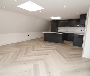 3 bedroom apartment to rent - Photo 2