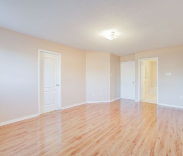 For Lease - 496 The Bridle Walk, Markham, Ontario - Photo 2