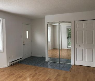 Grand logement 5 1/2 à Hull, près du Parc de Gatineau - Photo 3