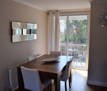 3 bedroom terraced house to rent - Photo 2