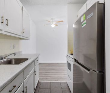 - 1 Bedroom at Sunalta Place - Photo 6