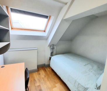 Green Penthouse, Lustrous House , Green Street Room 7 - Photo 6