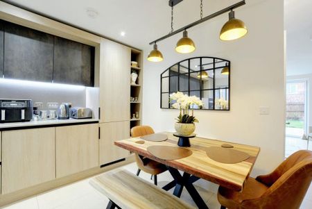 3 bedroom detached house to rent - Photo 4