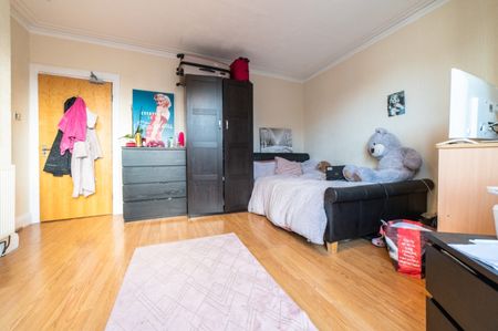 Cottrell Road, Roath - Photo 3