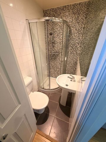 Fitzwilliam Street, Huddersfield, HD1 - Photo 3