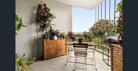 Modern Style, Smartly Appointed & Ready for Living - Photo 3