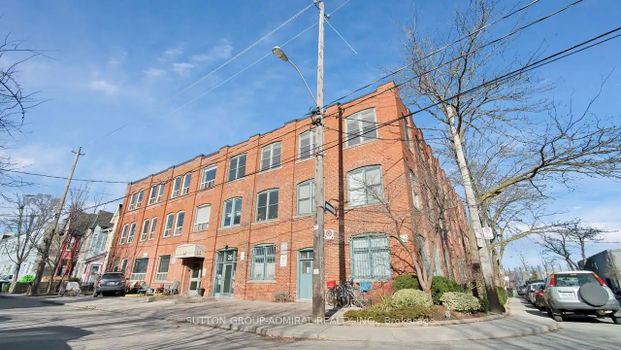 34 Noble Street - Photo 1