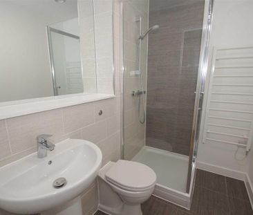 2 bedroom apartment to rent - Photo 6