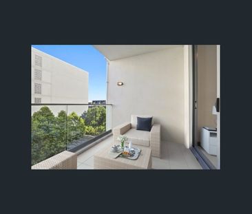 FOR LEASE – Designer Urban Living in the Acclaimed "Garden House" B... - Photo 6