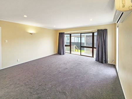 Pet-friendly 3 bedroom family home. A well-behaved cat is welcome here! - Photo 4