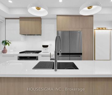 274 Roxton Road apartment — Toronto, ON (3-Bedroom) - 3 Bedroom - Photo 1