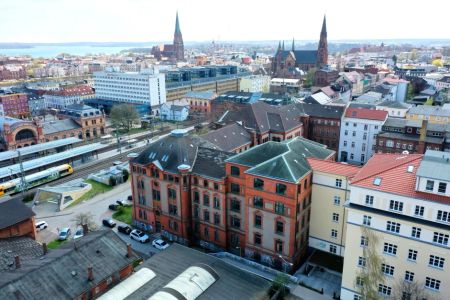 *Erstbezug* Wo die Direktion zu Hause war | Hochwertig ausgestattete 2-Zimmer-Wohnung mit Fahrstuhl - Photo 5