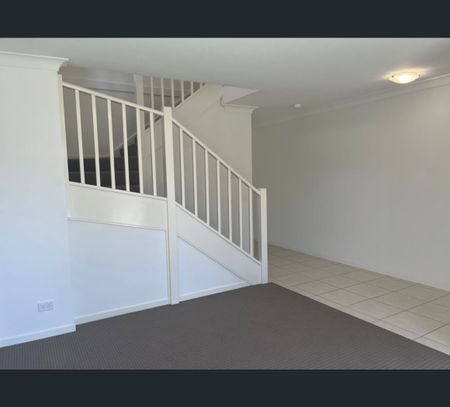22 Farmington Street, Box Hill, NSW 2765 - Photo 2