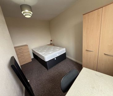 London Road, Headington, Oxford - Photo 6