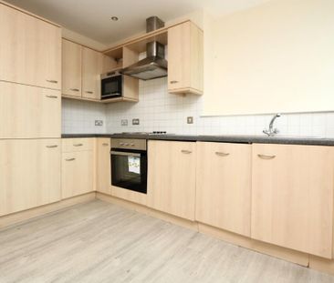 2 bedroom flat to rent - Photo 6