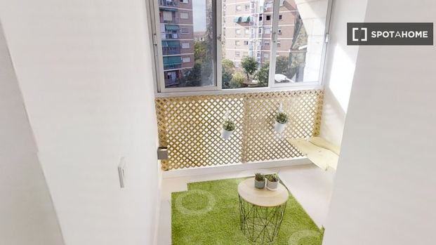 granada, Andalusia 18011 - Photo 1