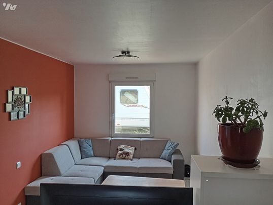 Une maison de plain-pied, deux chambres possibilité d'une 3ème chambre. - Photo 1